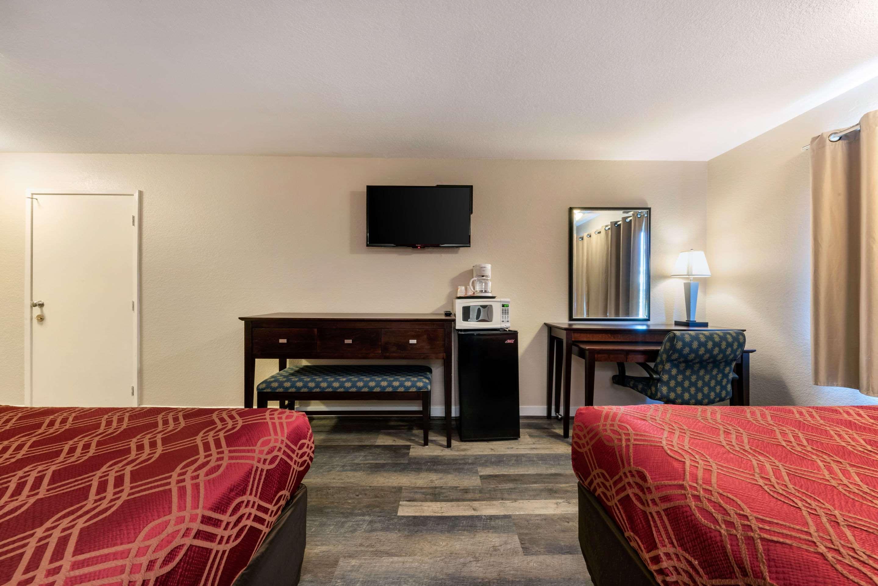 Bay Breeze Inn Seaside Bagian luar foto