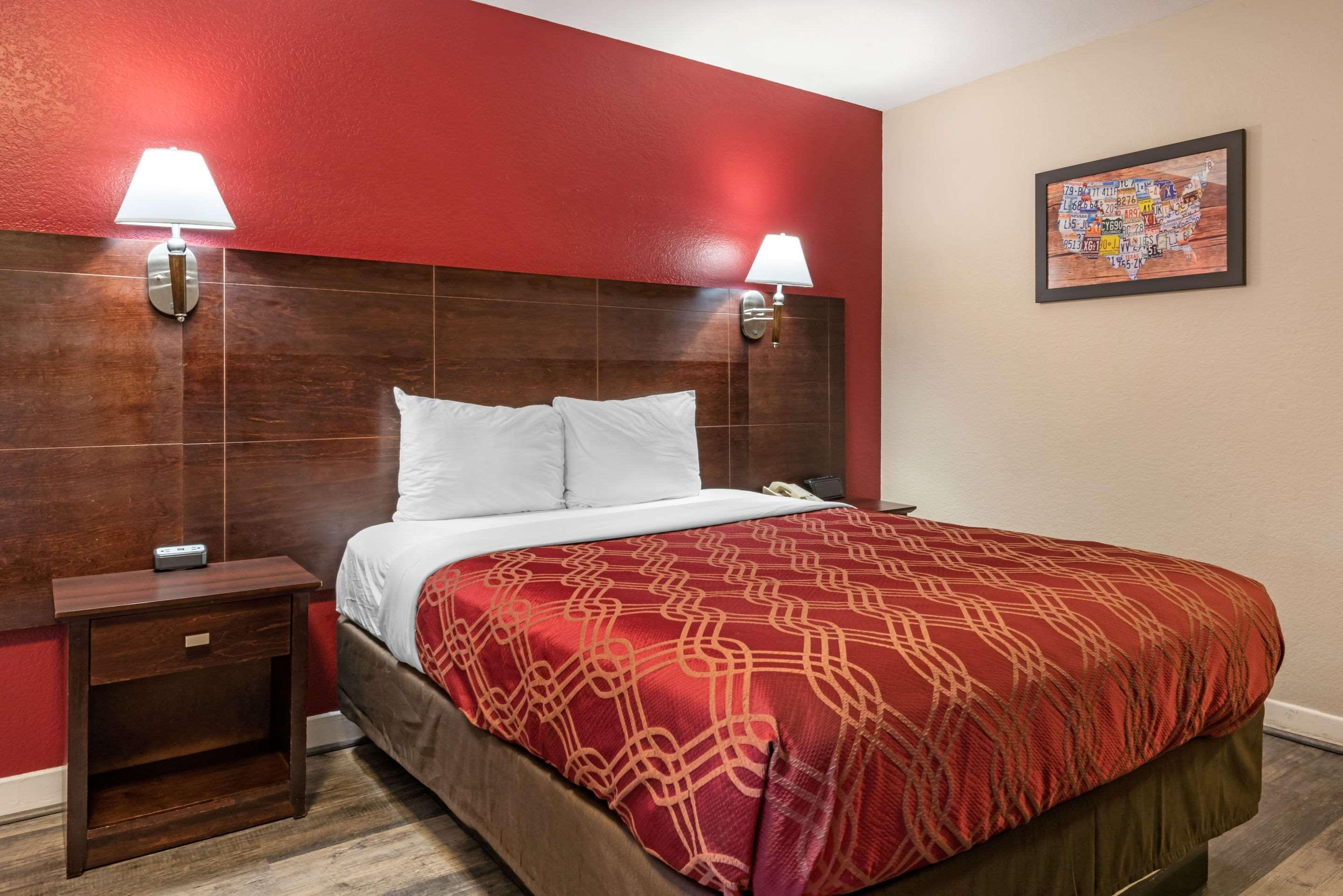 Bay Breeze Inn Seaside Bagian luar foto