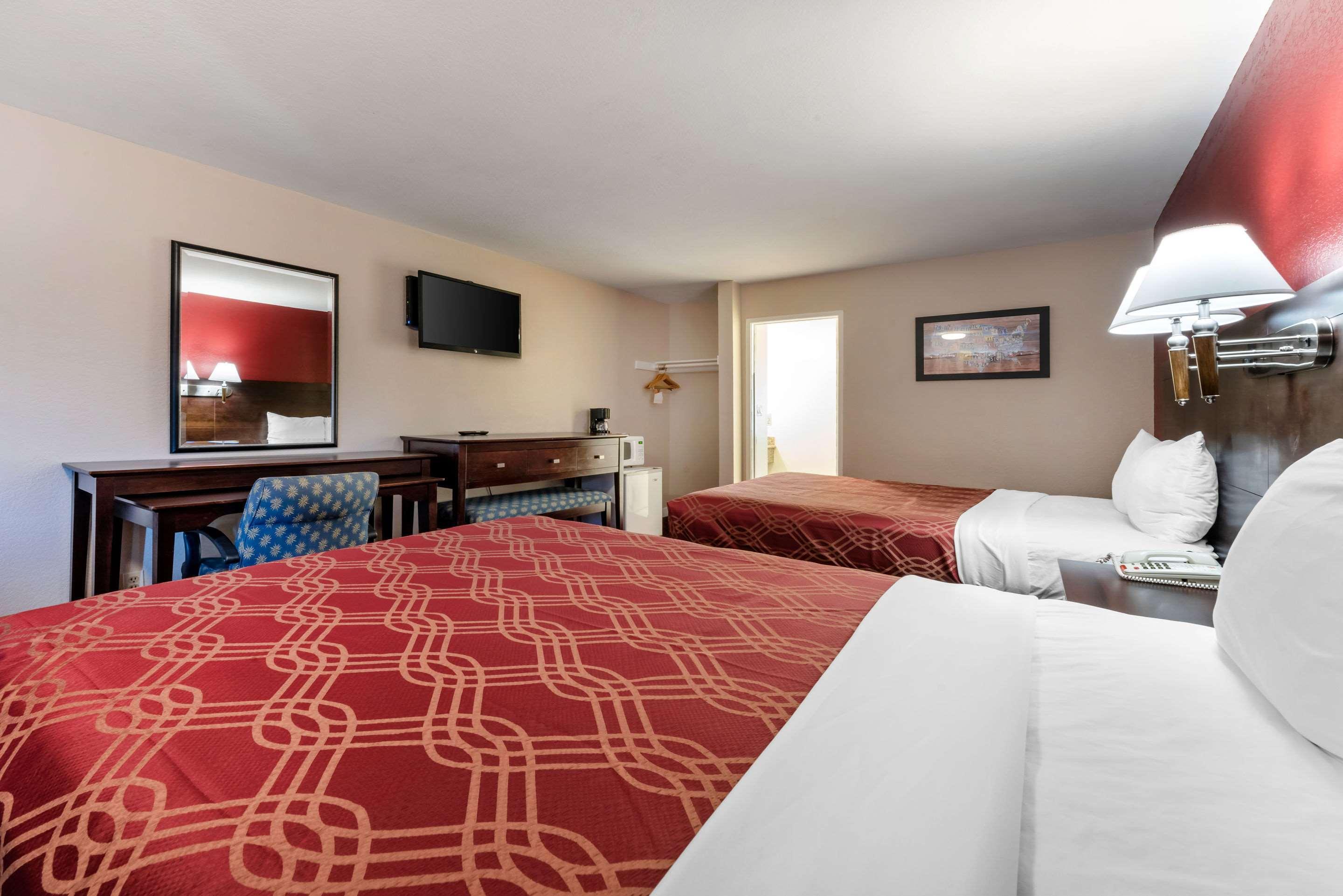 Bay Breeze Inn Seaside Bagian luar foto