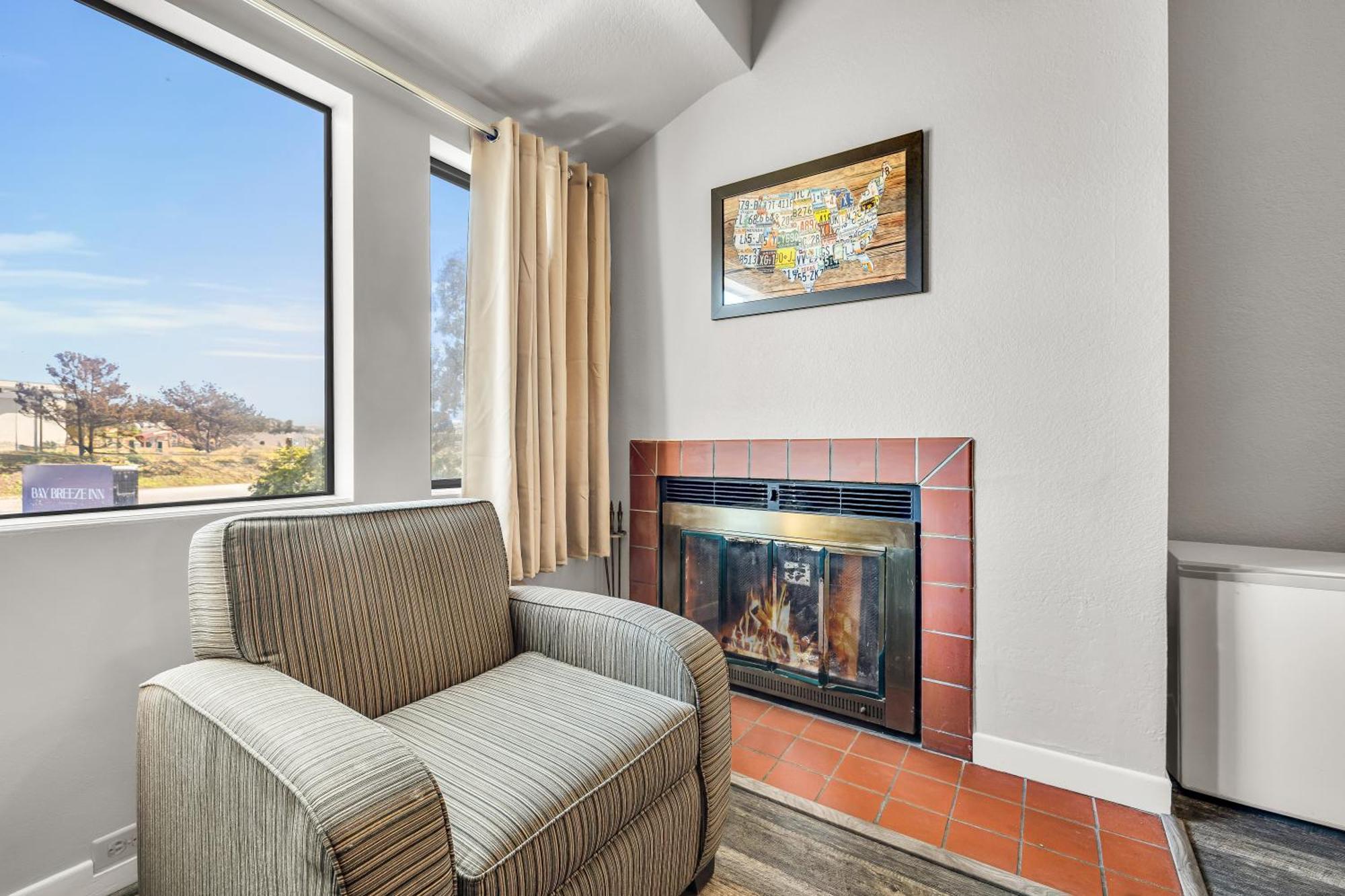 Bay Breeze Inn Seaside Bagian luar foto