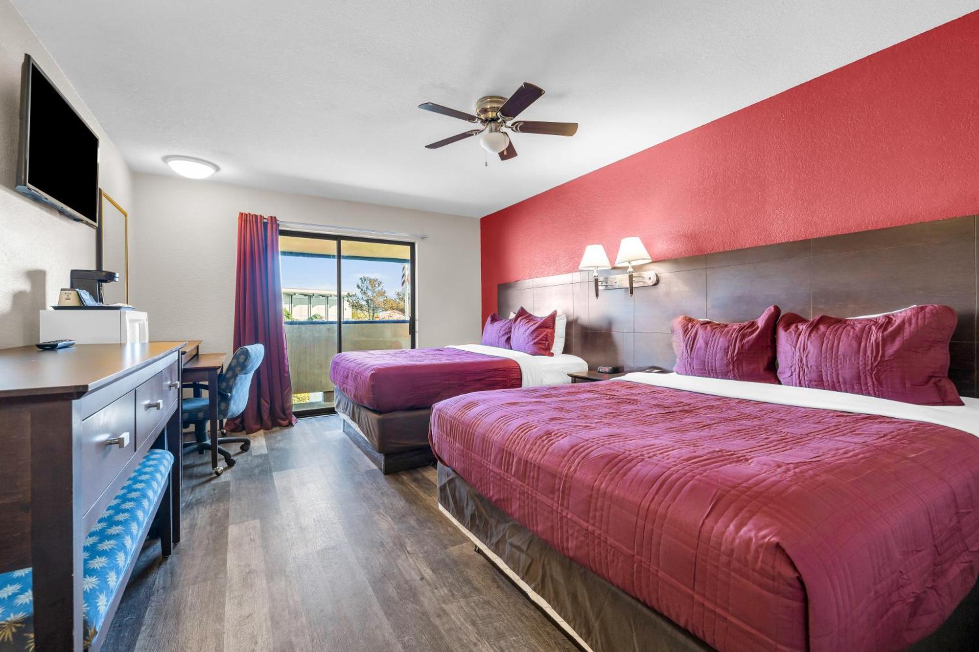 Bay Breeze Inn Seaside Bagian luar foto
