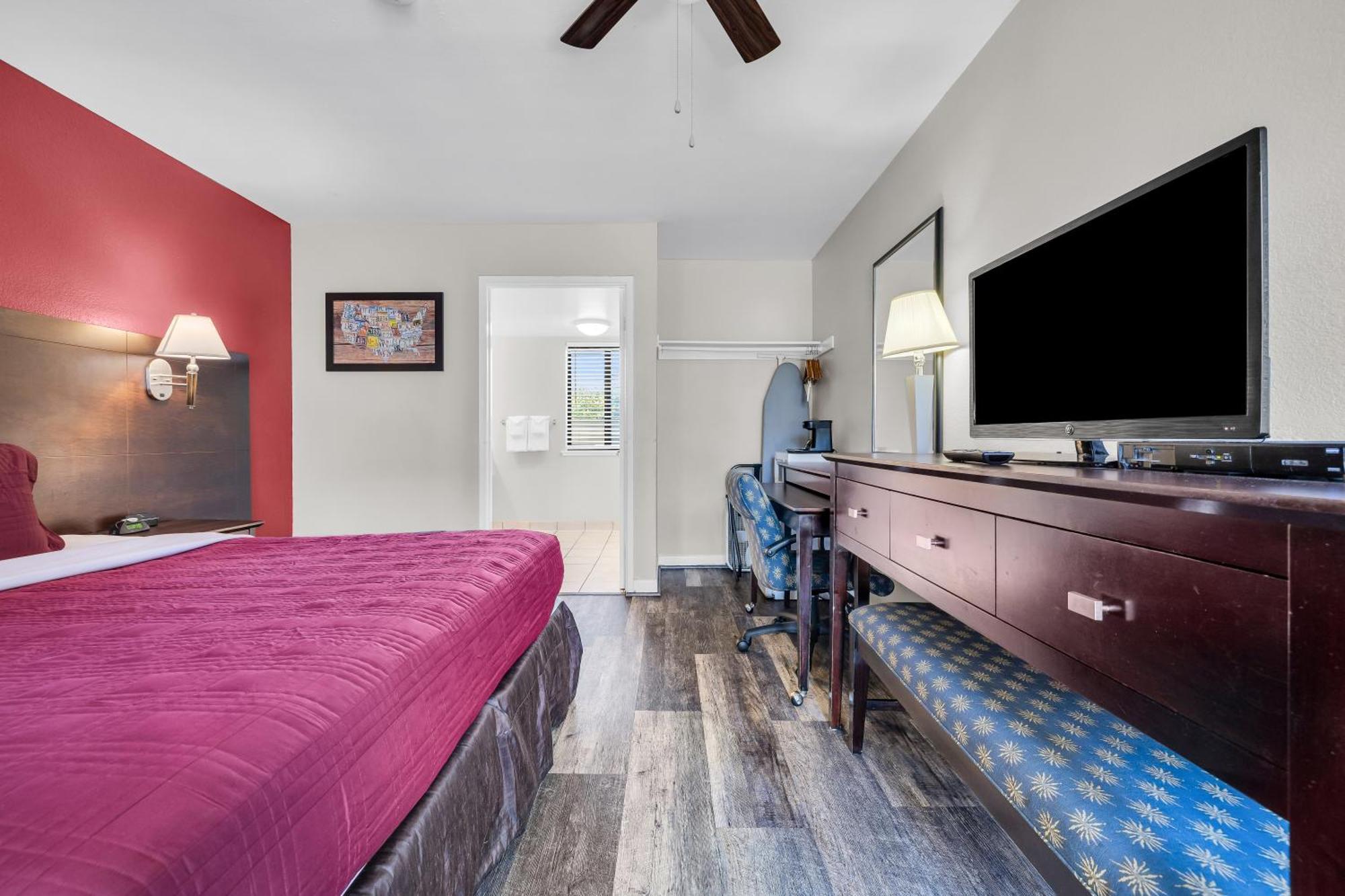 Bay Breeze Inn Seaside Bagian luar foto